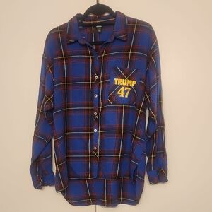 Blue Plaid Flannel TRUMP 47' Gold design Button Down Shirt Size Medium